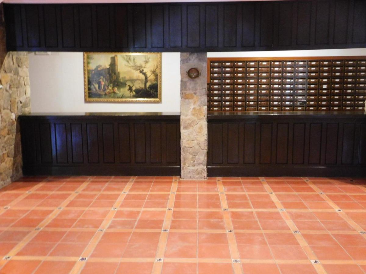 El Capricho Para Todos Arenas de San Pedro Buitenkant foto